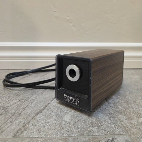 Panasonic Electric Pencil Sharpener KP-77 tested - Picture 1 of 7